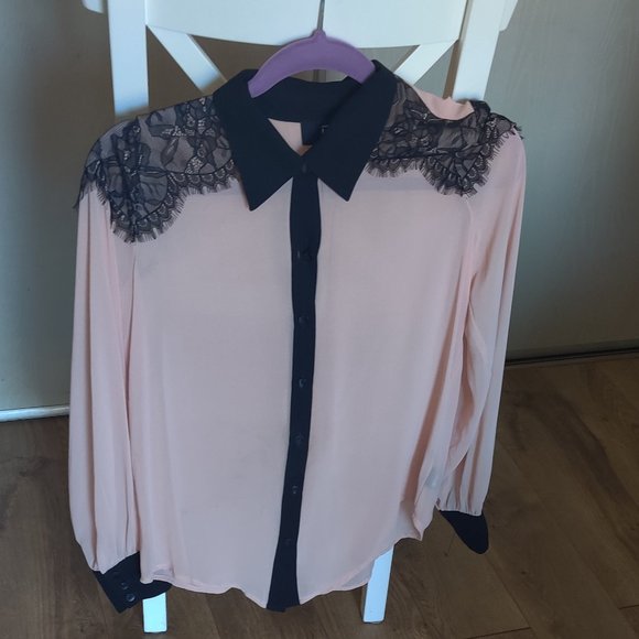 Blouse - Picture 1 of 2